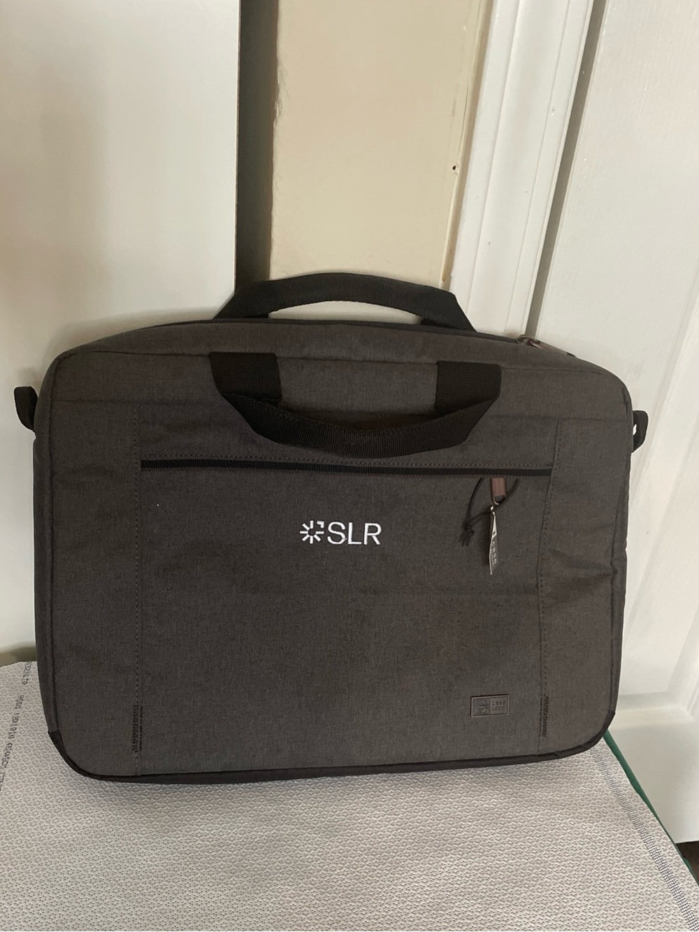 Case Logic Men's Black Slim laptop Case, up to 14” laptop